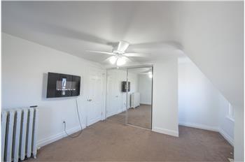 827 Aubrey Ave - Bedroom
