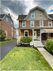 827 Aubrey Ave - Exterior front view