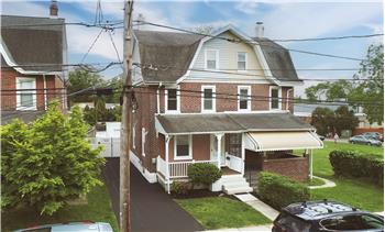827 Aubrey Ave - Street  view