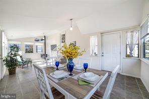 Huge Family Room gas stove