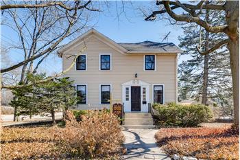 Primary listing photos for listing ID 536241