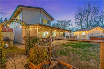 Primary listing photos for listing ID 560291