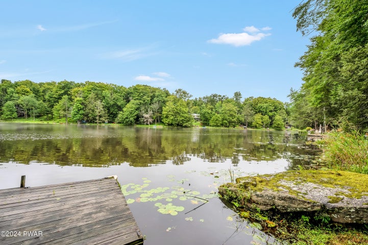 Deerfield Lake