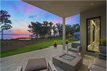 Primary listing photos for listing ID 621112