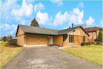 Primary listing photos for listing ID 537999