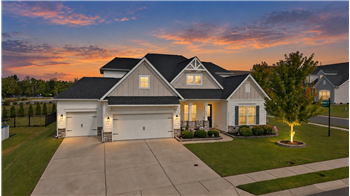 Welcome to 8504 Hope Run Court in The Overlook at Barber Rock.