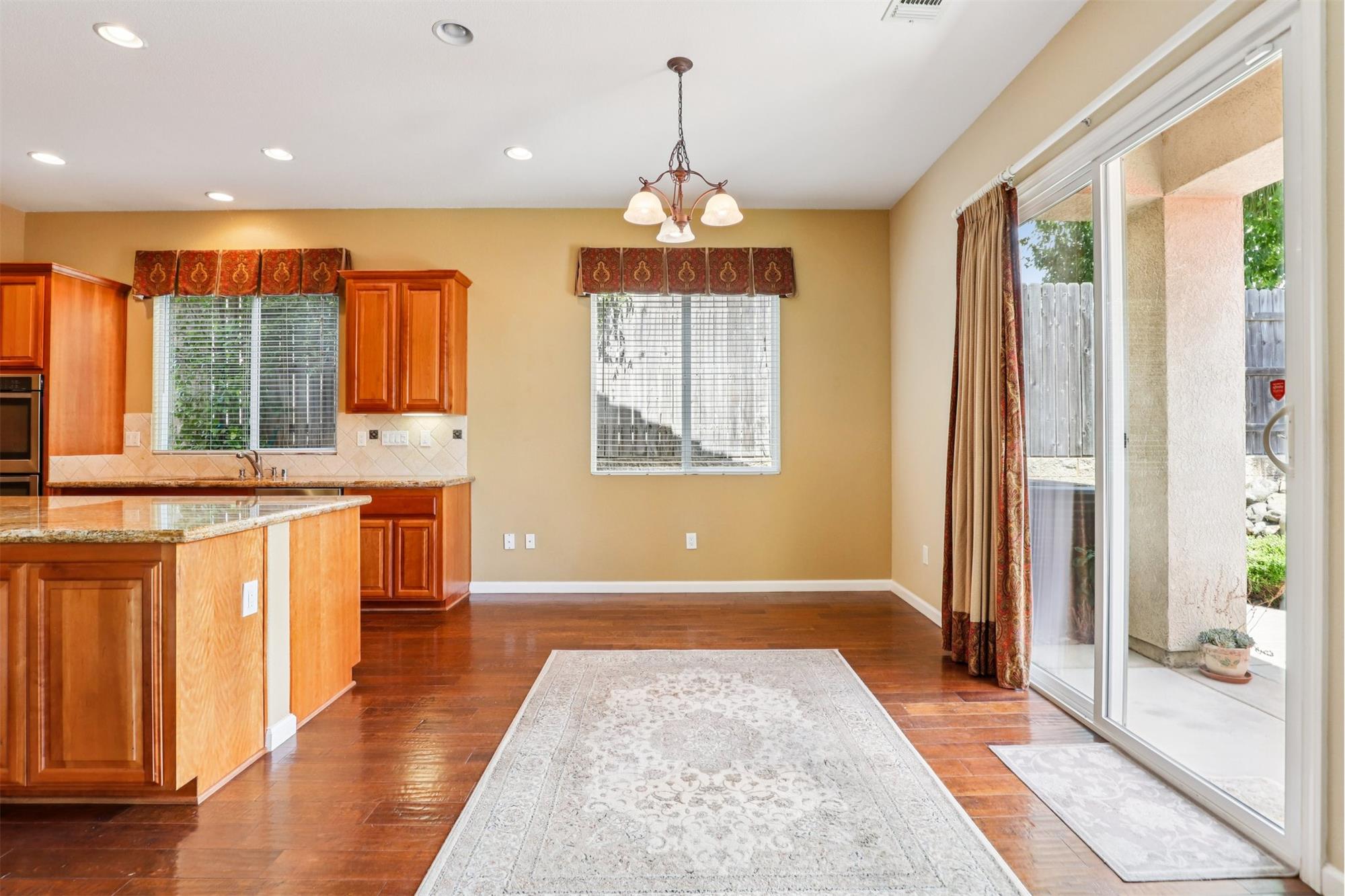 https://realbird.blob.core.windows.net/rb-photos/8514-wyndrush-way-el-dorado-hills-ca-95762_I9R3U4V7_641690_638877109390664403_80x60.jpg