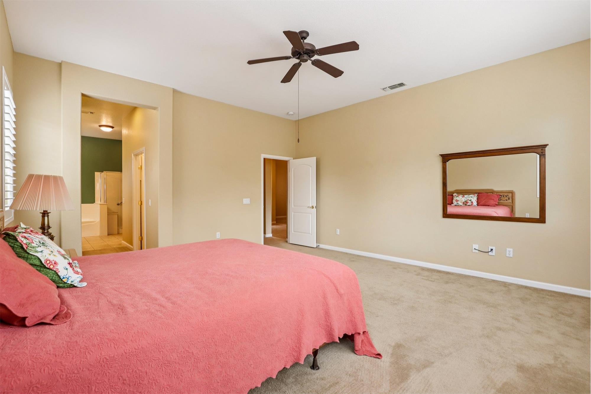 https://realbird.blob.core.windows.net/rb-photos/8514-wyndrush-way-el-dorado-hills-ca-95762_I9R3U4V7_641690_638877109605038458_80x60.jpg