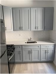 Primary listing photos for listing ID 642470