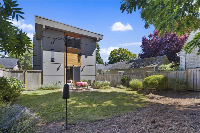 Fully fenced back yard