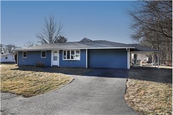 88 Roseen Road, Holbrook, MA