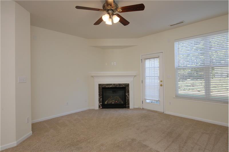 Gas Fireplace in the Livingroom