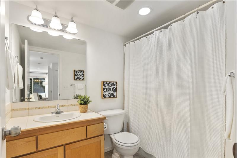 Full Bathroom on the main level.