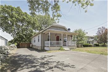 Primary listing photos for listing ID 605557