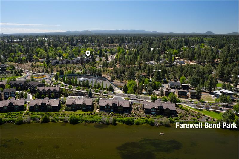 Farewell Bend Park is just minutes down the road along the Deschutes River where you can find ample trails