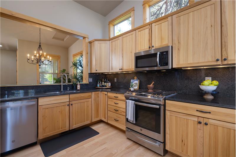 Ample kitchen space and cabinets