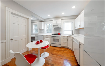 Primary listing photos for listing ID 642612