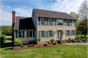 90 Old Farm Rd, Bridgewater, MA