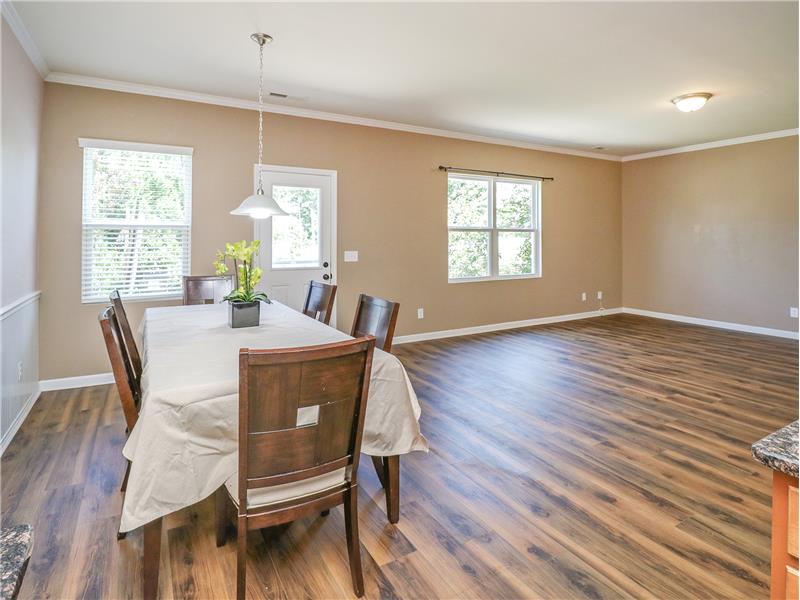 Breakfast area accommodates large table