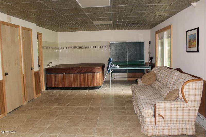 Hot Tub Area with Tile