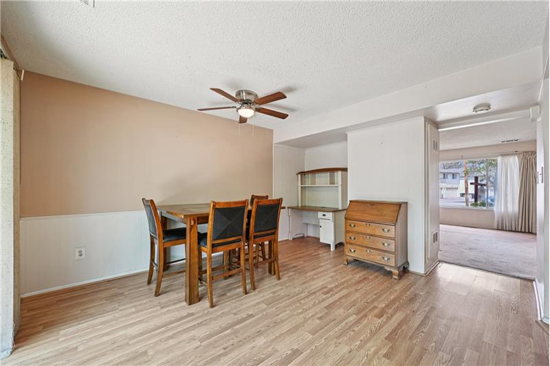 Dining room -- all furniture is included