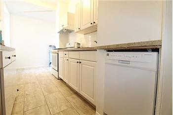 Primary listing photos for listing ID 590925