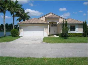 Primary listing photos for listing ID 606930