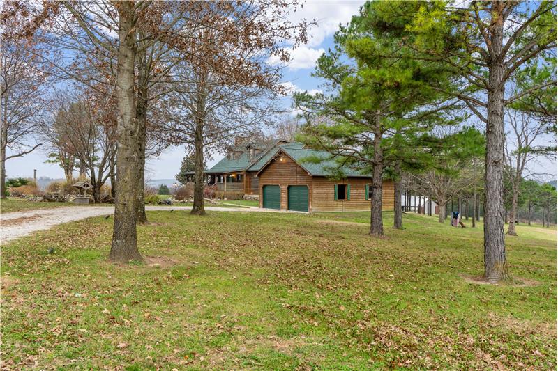 Driveway to house