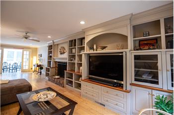 Primary listing photos for listing ID 552937