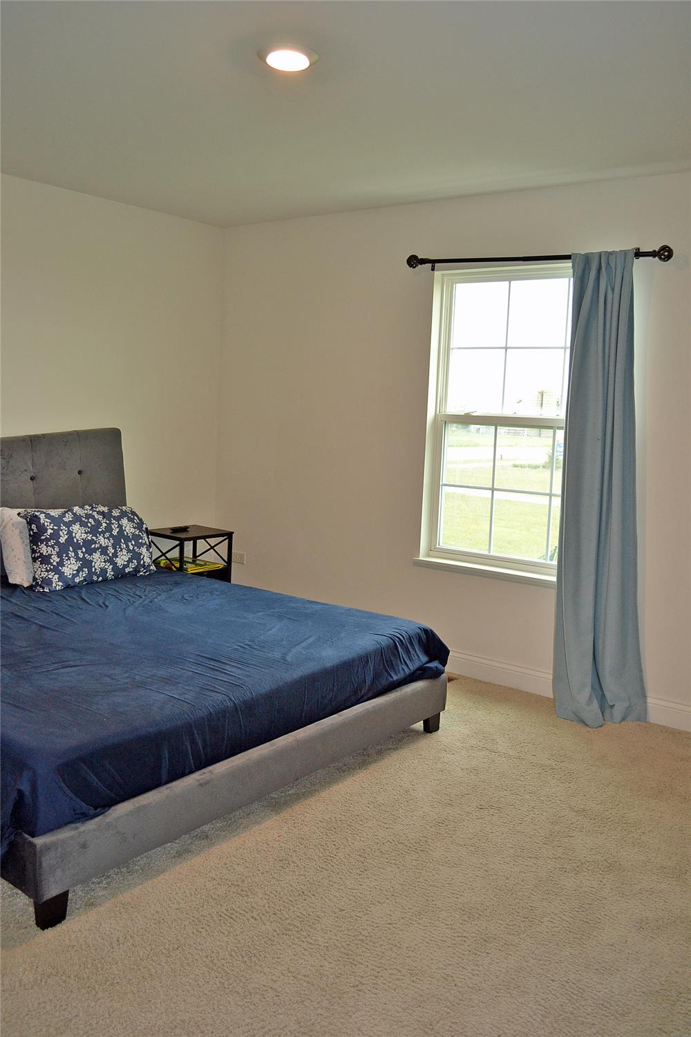 https://realbird.blob.core.windows.net/rb-photos/9520-west-103rd-street-st-john-in-46373_A9E3C7A1_653872_639250927592801338_80x60.jpg
