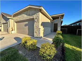 Primary listing photos for listing ID 609578