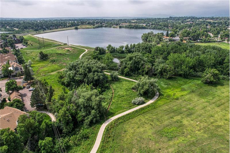 Walking path to Main Reservoir