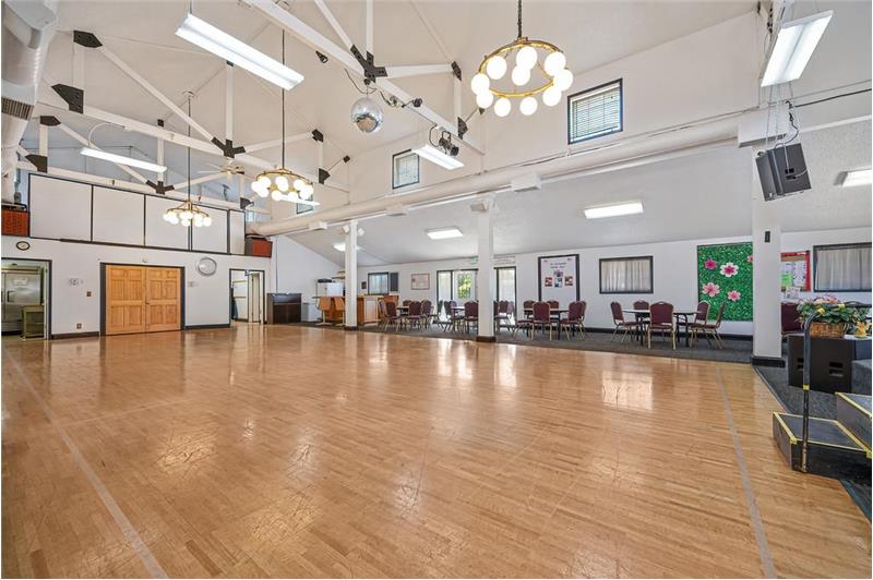 
                            Property Image 60
