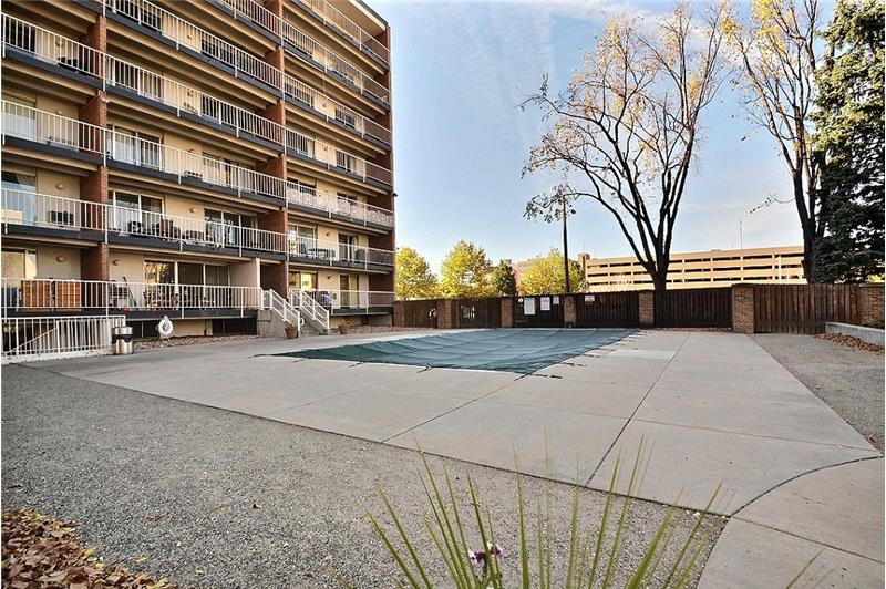 Outdoor swimming pool