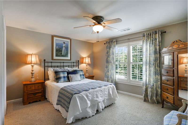 Guest Bedrooms With Walk In Closet