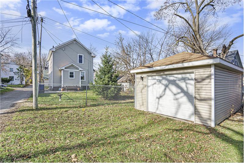 
                            Property Image 19