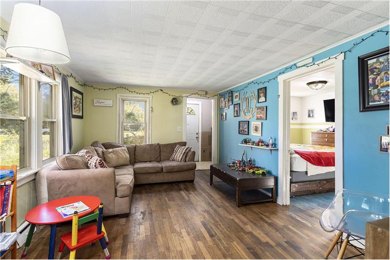 
                            Property Image 5