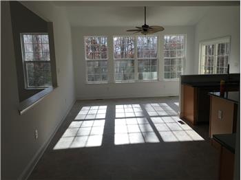 Primary listing photos for listing ID 461591