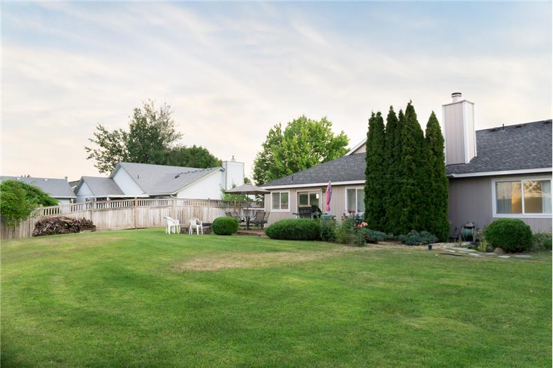 The Large Backyard has many features