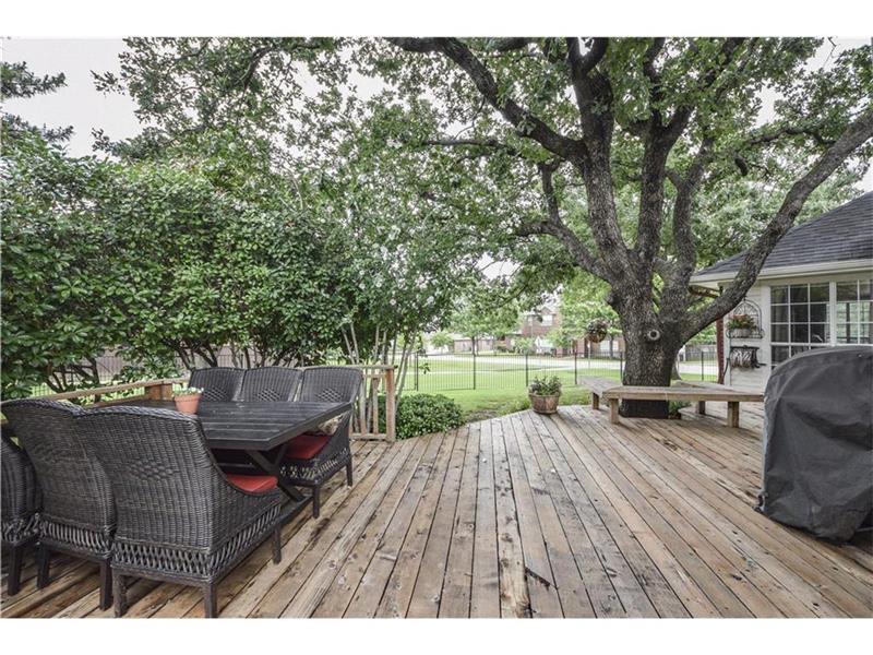 Treed deck is peaceful and relaxing
