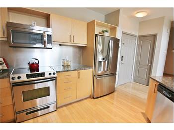 Primary listing photos for listing ID 446648