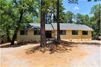 Primary listing photos for listing ID 404468