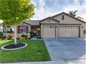 Primary listing photos for listing ID 451929