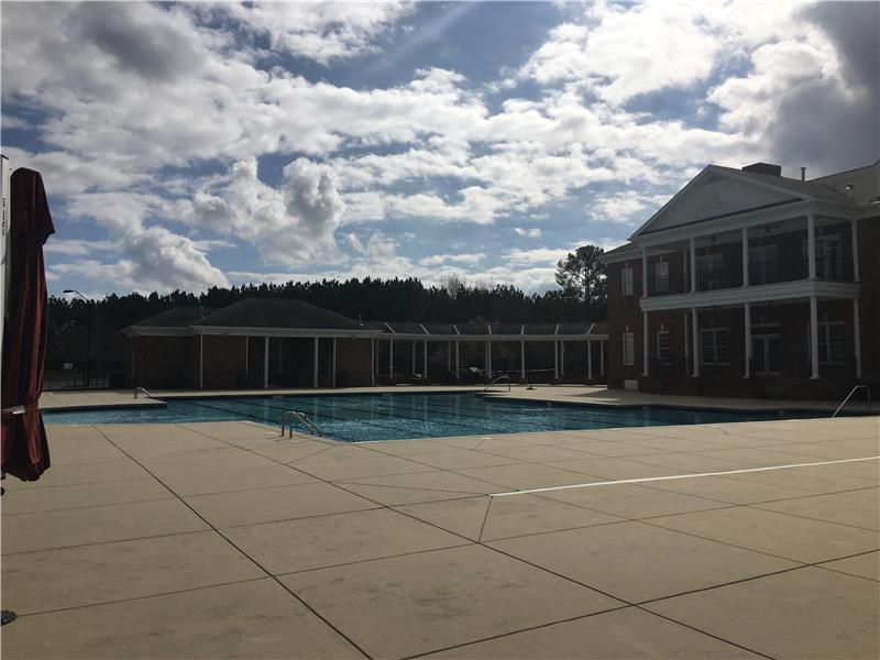 420 Provincial St Raleigh, NC Community Pool