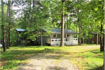 Primary listing photos for listing ID 444567