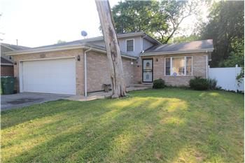 Primary listing photos for listing ID 516944