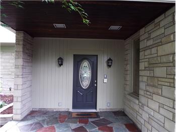 Primary listing photos for listing ID 483423