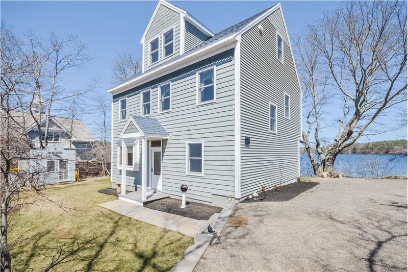 Front facing Trask Pond