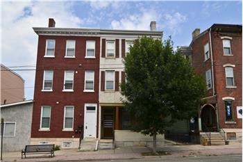 Primary listing photos for listing ID 446293