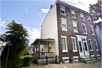 Primary listing photos for listing ID 452484